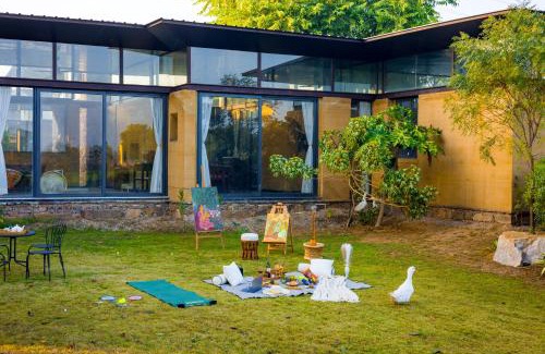 Bassi Villa | ELIVAAS Hari Bagh 4 BHK Villa with Gaming Zone & Art Nook