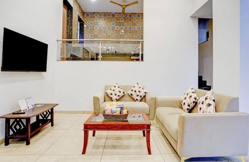 Kune Village Hotel | Elivaas Irene Jade 3BHK Pvt Pool Garden with Balconies