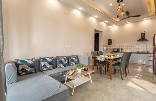 Jaipur District Villa | ELIVAAS Jamun Farm 2 BHK Villa with Pool