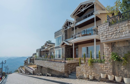 Kasauli Villa | ELIVAAS Prive The Royce
