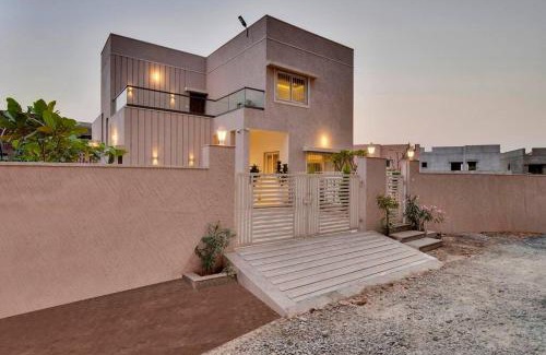Udaipur Villa | Elivaas Shourya - Luxurious 3BHK Villa at Udaipur with Pvt. Pool