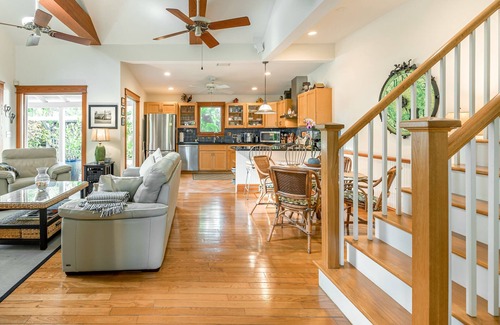 Midtown House | Eliza's Secret - Elegant Tropical Oasis with Private Pool & Guest House