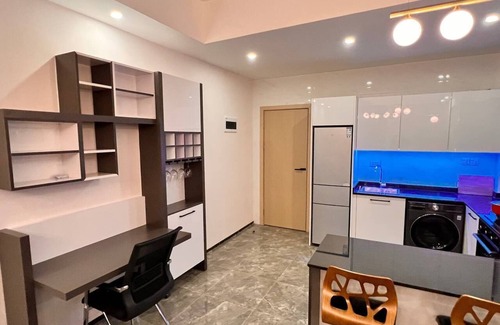 Remera Apartment | Elizabeth Golf Apartment. Unit # 1105