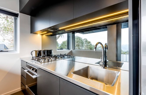 Falls Creek Apartment | Elk at Falls