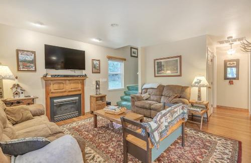Enumclaw House | Elk Crossing Cozy Cabin at Crystal Mountain home