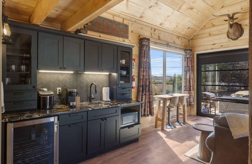 Branson Cabin | Elk Lodge – Cabin for 4!
