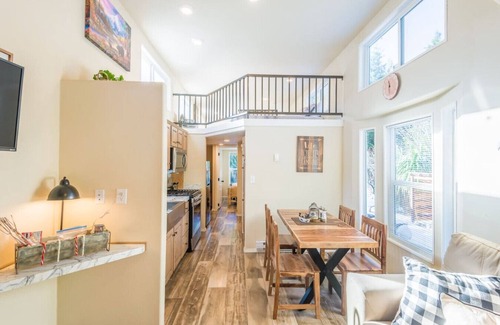 Forks House | ElkCreekInn: creekside tiny home