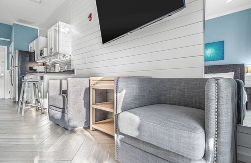 Rosemary Beach Condo | "Ella's Escape 30A" #106 Studio Sleeps 2