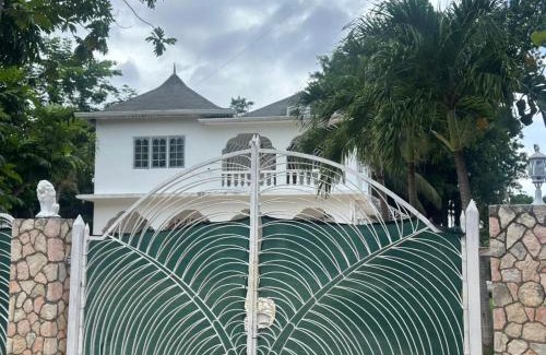 West End Villa | Ella villa negril