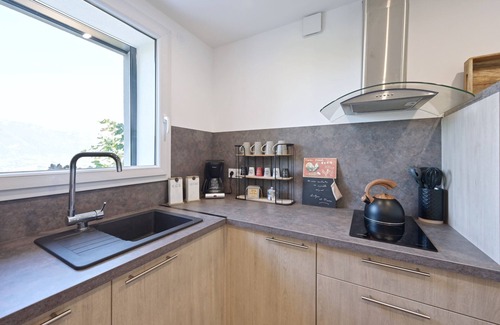 Saint-Baldoph Apartment | Ellanoa - Joli appartement avec vue montagne