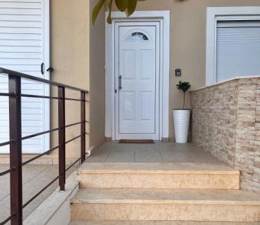Dirfys-Messapia Apartment | Ellegant apartment in Politika