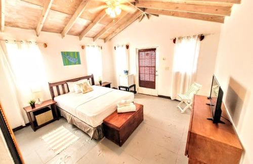 Seatons Village Hotel | Ellen Bay Inn