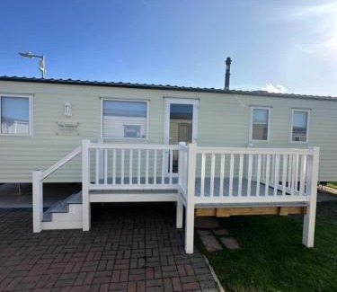 Towyn House | ellies caravan hire 8 berth
