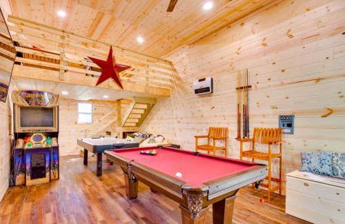 Ellijay House | Ellijay Hideaway with Hot Tub, Views and Game Room!