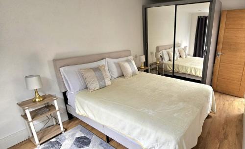 Lambeth House | Elliot Ensuite Double Room