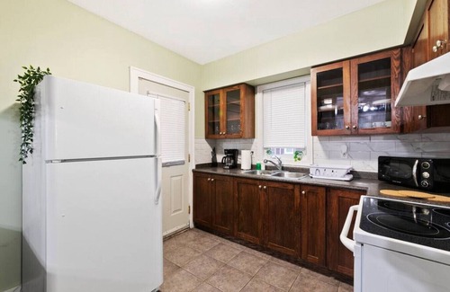East Windsor House | Ellrose · Walk to Riverside?Fully Equipped 3Bed East Windsor