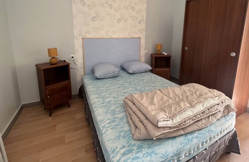 Marennes House | Elma Stay, Location L’Estran