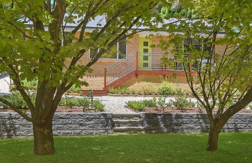 Leura House | Elmview House in Leura