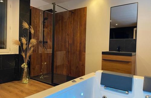 Saint-Quentin Apartment | Elo Spa