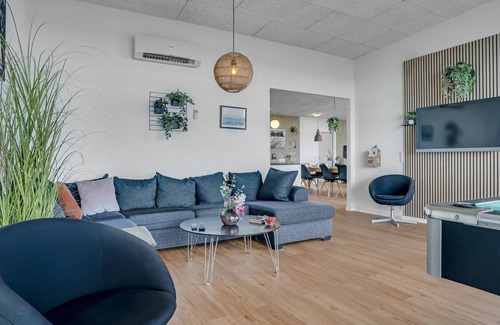 Ronbjerg House | "Eloise" - 50m to the inlet by Interhome