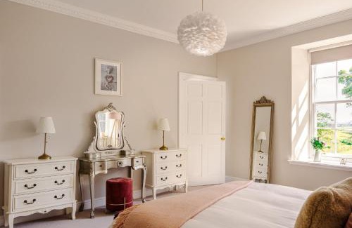 Aberdeen House | Elrick Estate - Elrick House