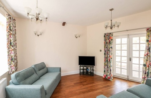 Dolphinholme Cottage | ELSA, pet friendly, with a garden in Lancaster