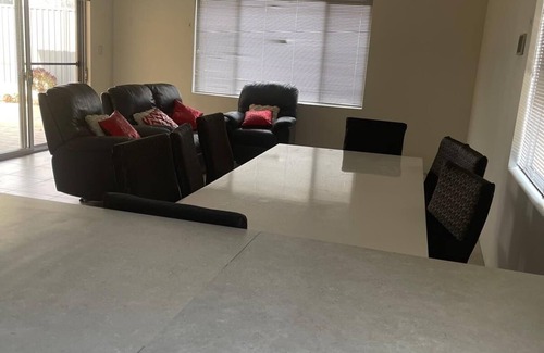 Upper Swan House | Elshaadai HomesnnA neat and spacious 4 by 2 in The Vines area.