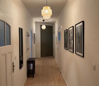 Gera Apartment | Elster 2, 1 OG, Neues Apartment mit 4 Schlafzimmern und Balkon, separates WC, im Zentrum von Gera