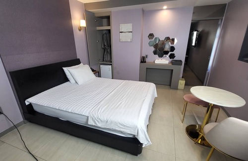 Hwanggeum-dong Hotel | Elysee Hotel