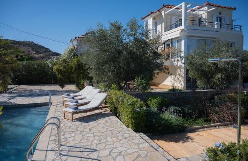 Lerna Villa | Elysian Garden Villa