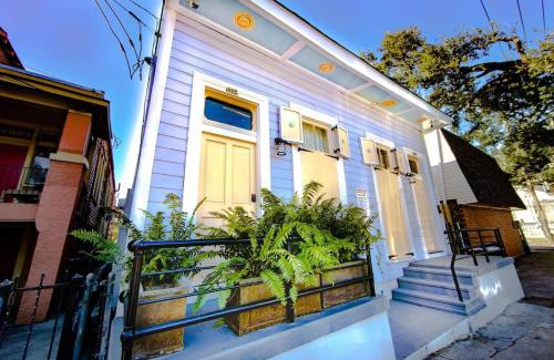 South 7th Ward House | Elysian Historic Cottage - 4 bed-4 ensuite Baths