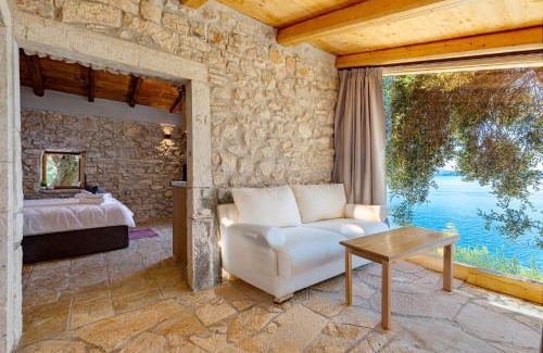 Barbati House | Elysian Stonehouse by the beach