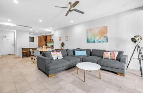Palm Cove Apartment | Elysium Private Apartments Triton by the Sea