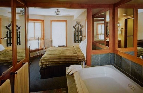 Blackcomb Resort | Embarc Whistler 2 Bedroom 5 Star Resort