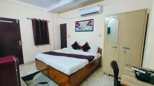 New Delhi Hotel | Embassy Residency - Near Chanakyapuri Embassy Area