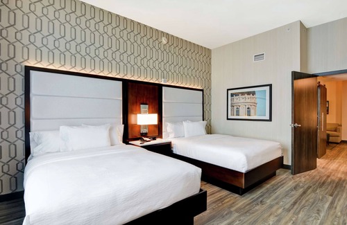 Plainfield Hotel | Embassy Suites by Hilton Plainfield Indianapolis Airport