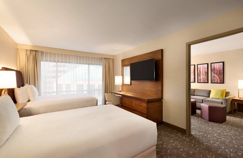 Encanto Hotel | Embassy Suites by Hilton Phoenix Downtown North