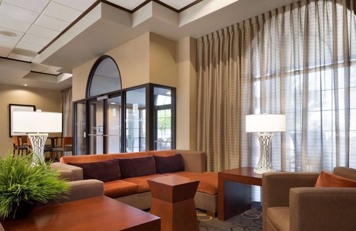 Downtown Des Moines Hotel | Embassy Suites Hotel Des Moines Downtown