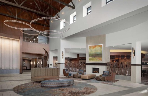 Springfield Hotel | Embassy Suites Springfield