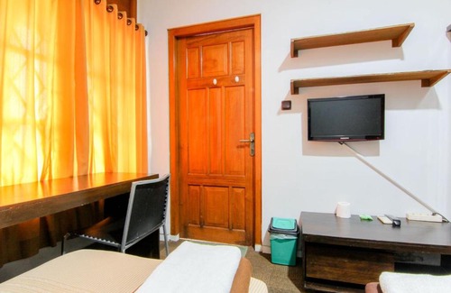 Catur Tunggal House | Embe Enem Homestay