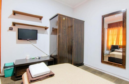 Catur Tunggal House | Embe Enem Homestay