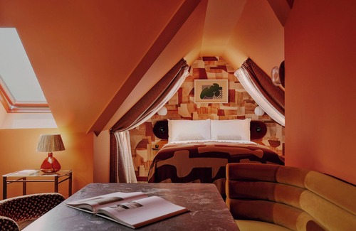 Abingdon Hotel | Ember Locke Kensington