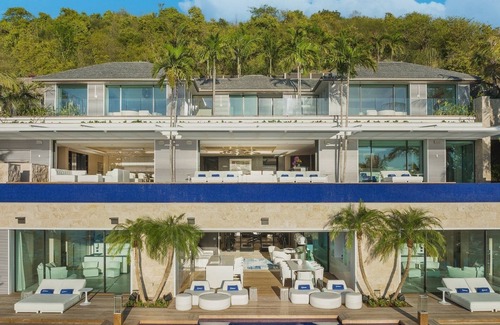 Corossol Villa | Embrace (1/5 Rooms) Luxury villa