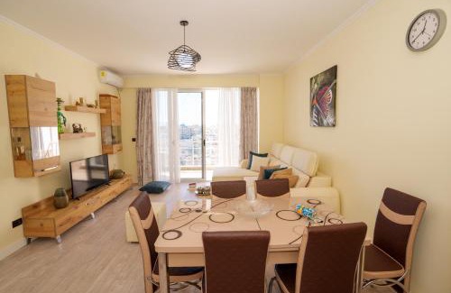 Qender Apartment | emBrace Apartments