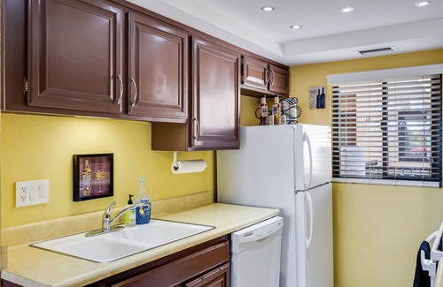 Sunrise Vista Chino Apartment | Embrace the Sun Your Luxurious Palm Springs Haven