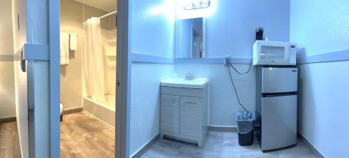 Edmonds Hotel | Emerald Best Motel