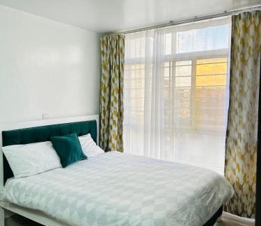 Ruaka Bed & Breakfast | Emerald BnB