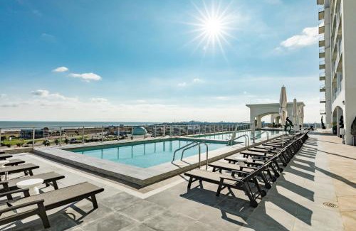 Galveston Apartment | Emerald by the Sea #711