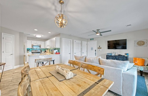 Destin Condo | Emerald Coast, St Martin Beachwalk Villas 232!
