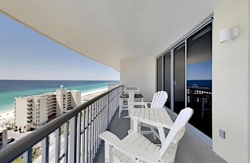 Pensacola Beach Apartment | Emerald Dolphin #1630